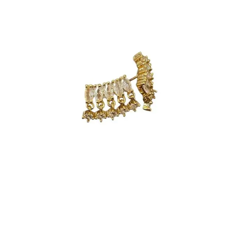 BR EAR CUFF ZIRC PEND