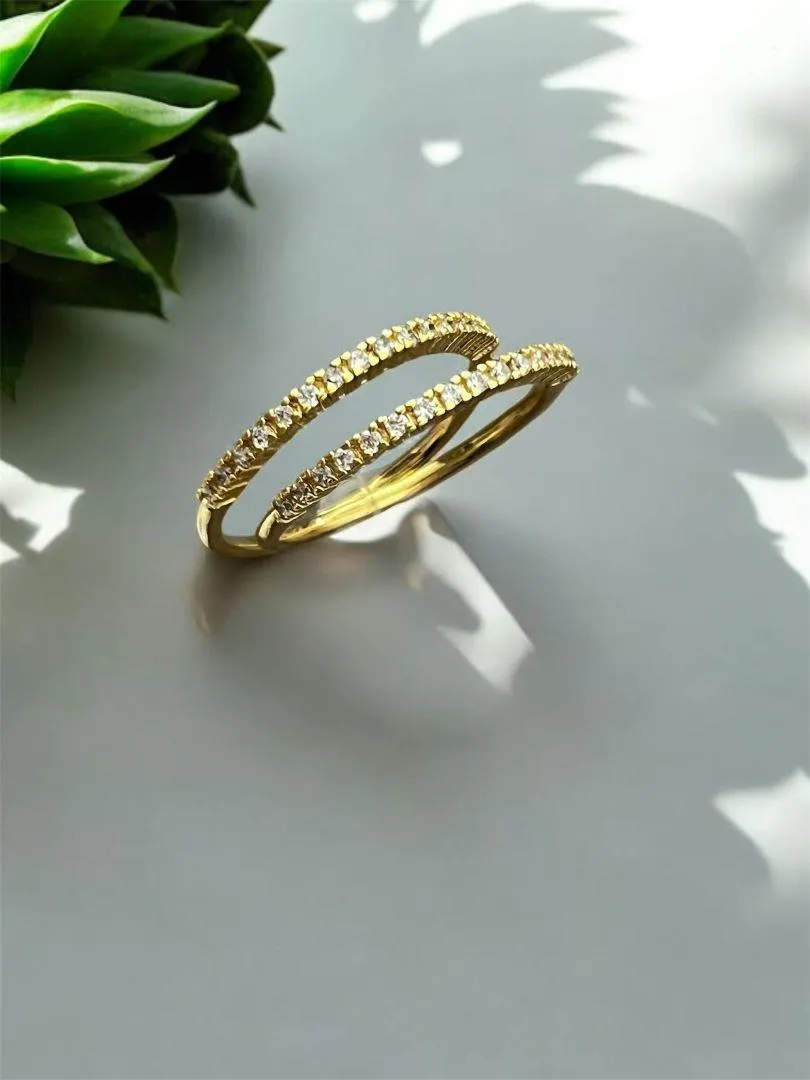 APAR ZIRC INC
