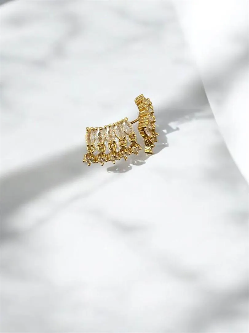 BR EAR CUFF ZIRC PEND